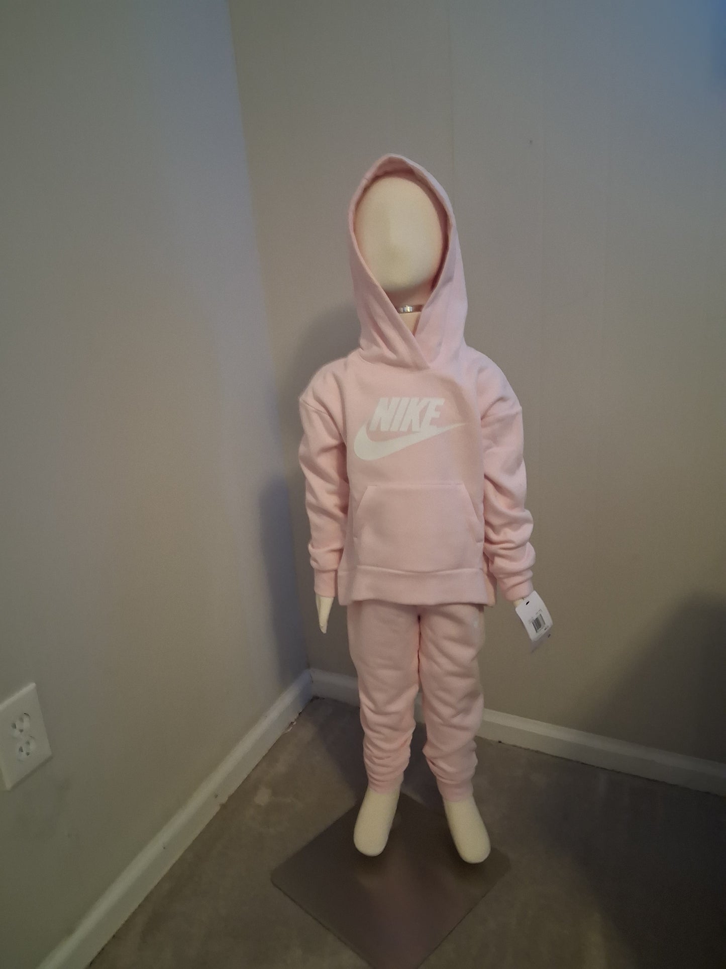 NIKE kids hooded sweatsuit size 5 small